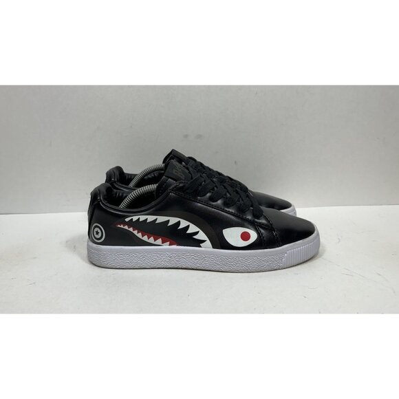 Athletic_Shoes